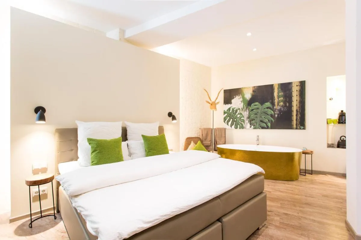 Image 1 of 1st Floor Köln 2