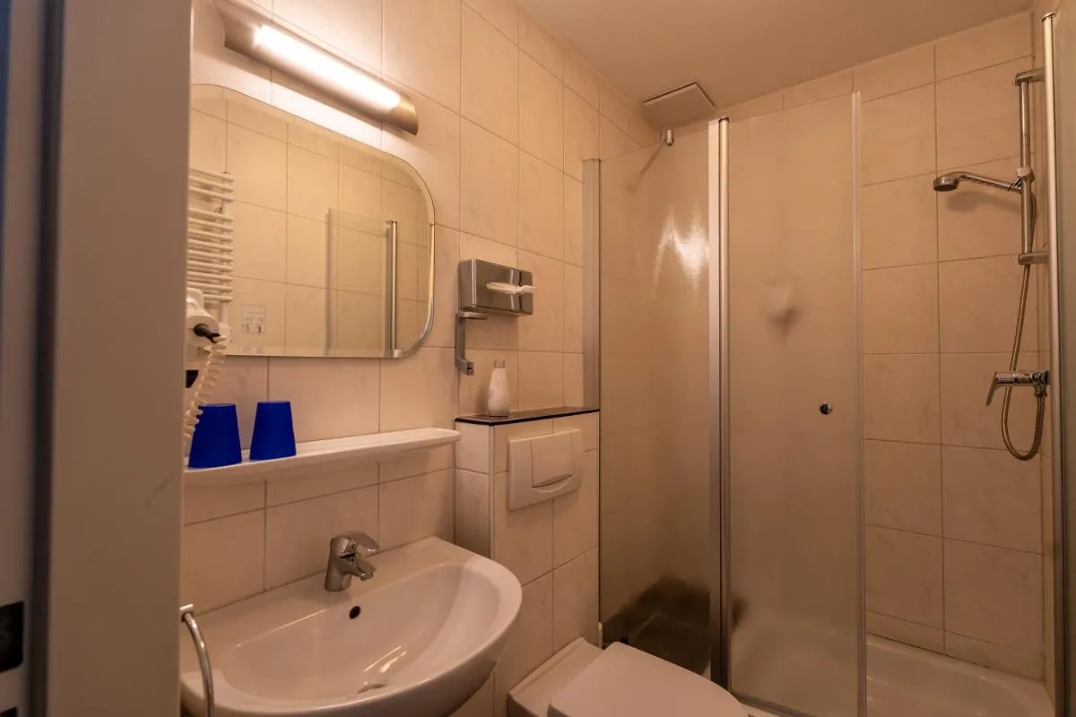 Image 2 of Airport Business Hotel Köln