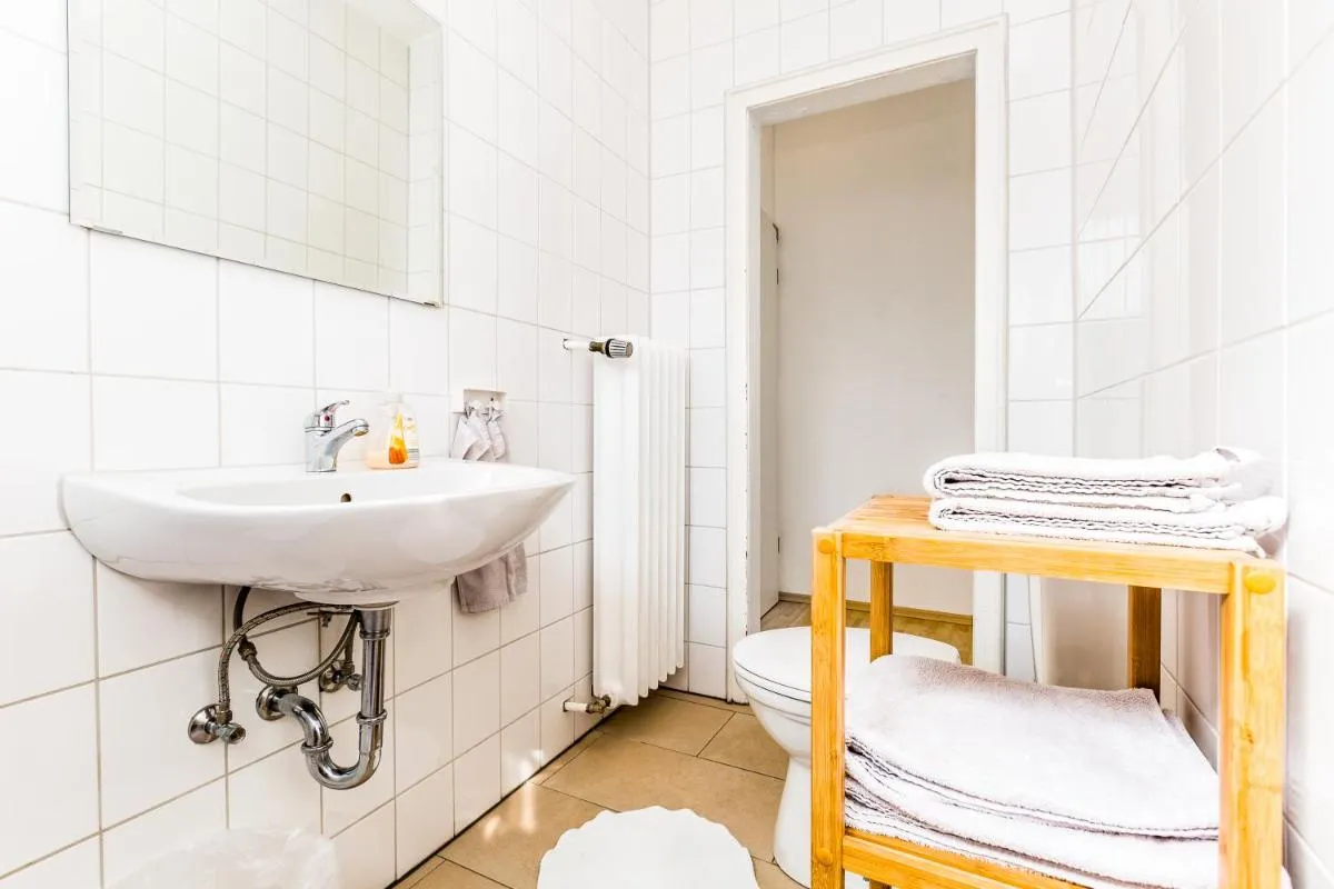 Image 2 of Apartment Köln Weidenpesch