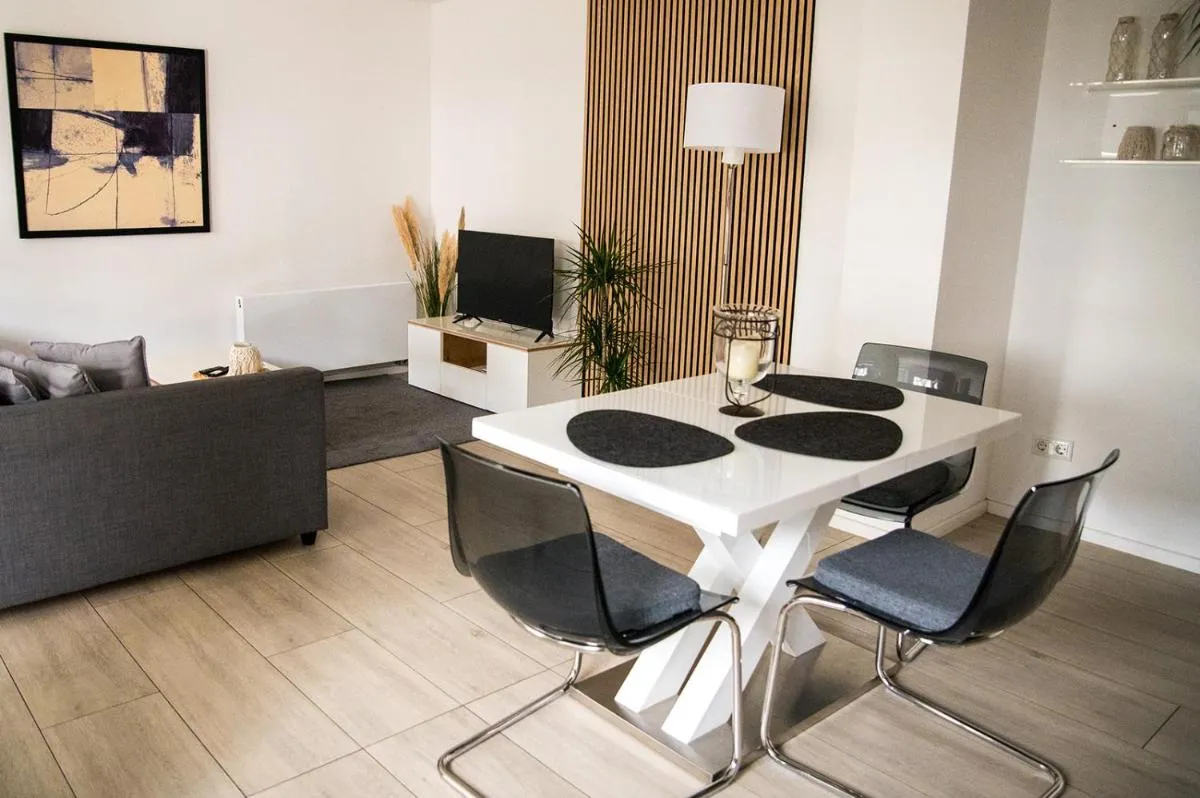 Image 2 of Apartments WK