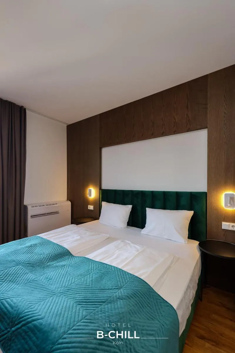 Image 5 of B-Chill Cologne