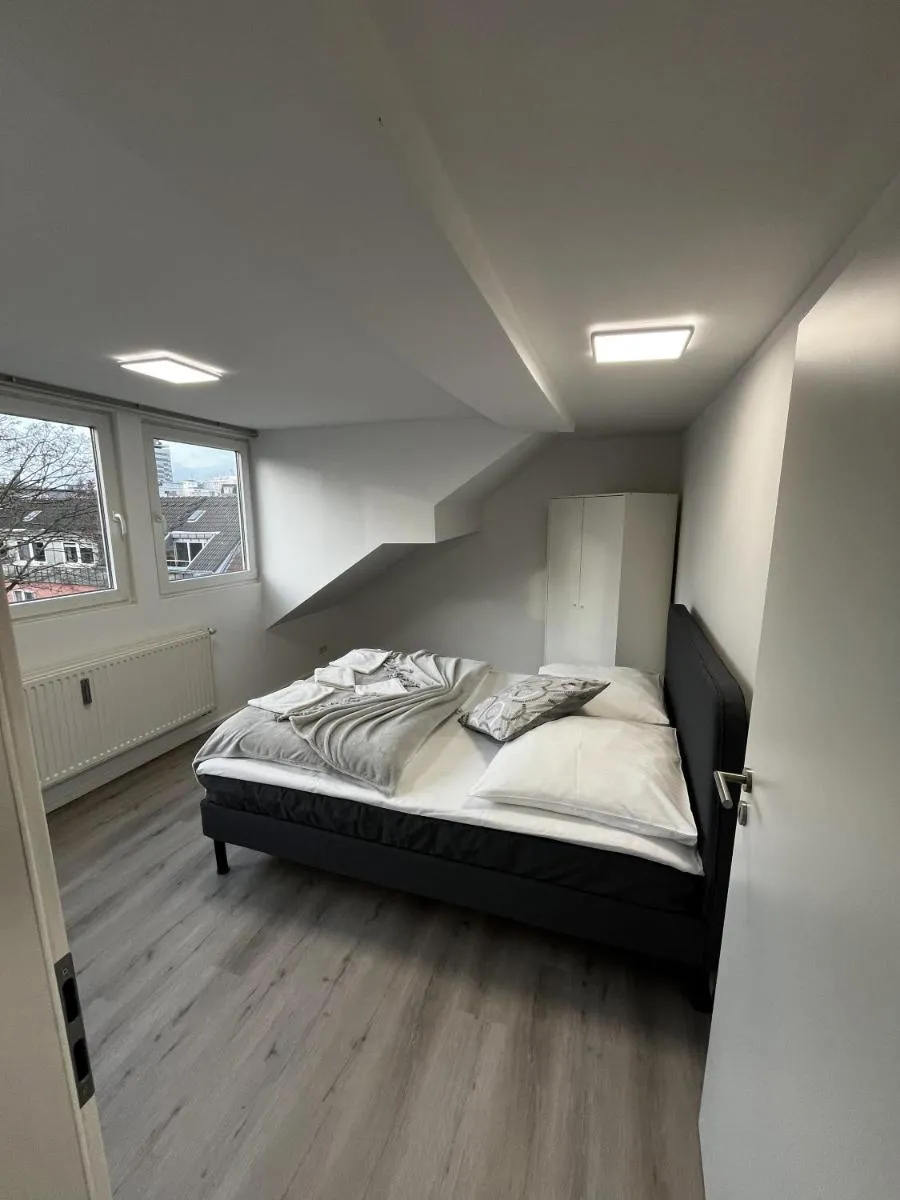 Image 3 of City apartment on the Rhine, Cologne