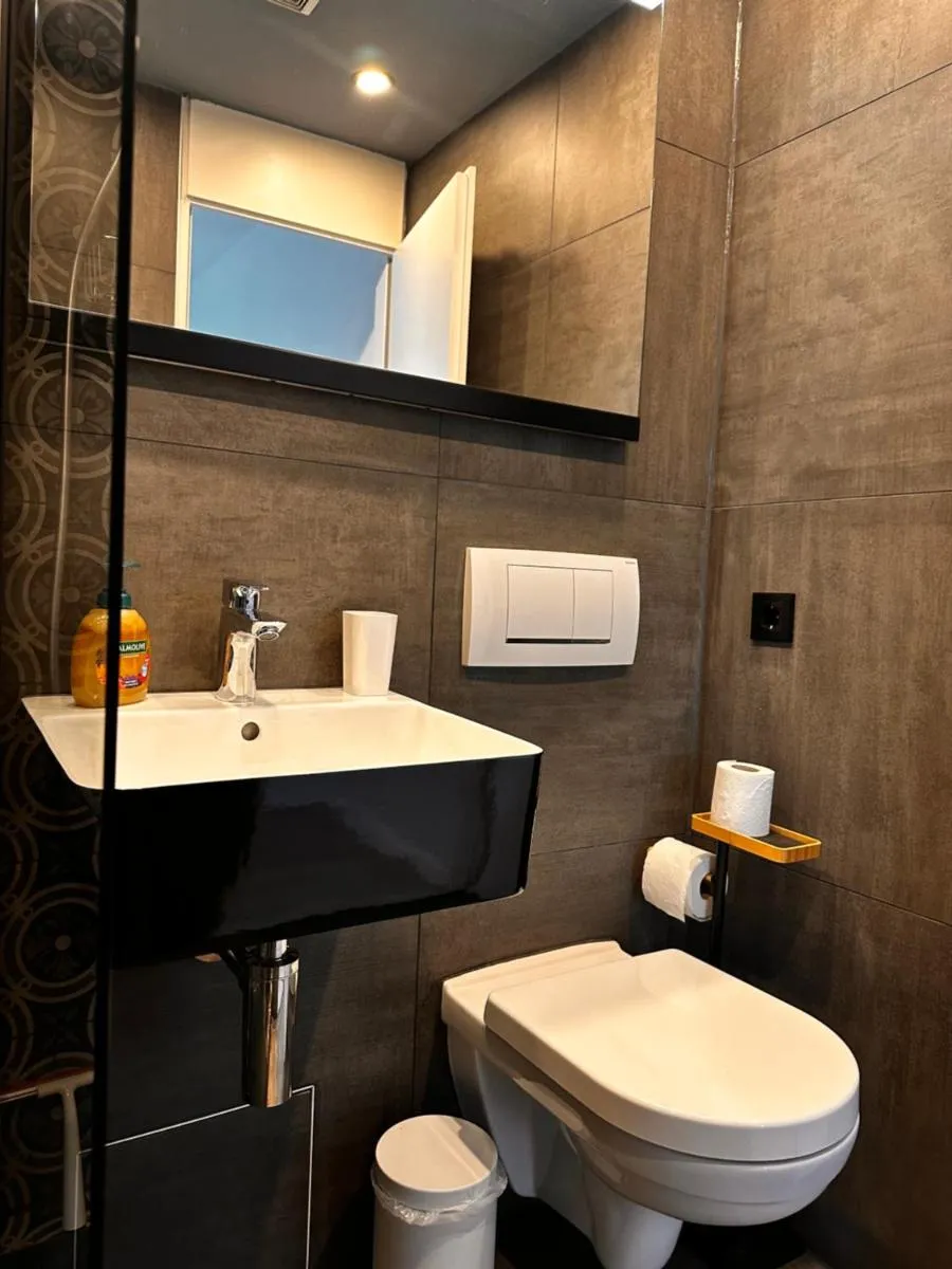 Image 1 of Cologne City is Calling