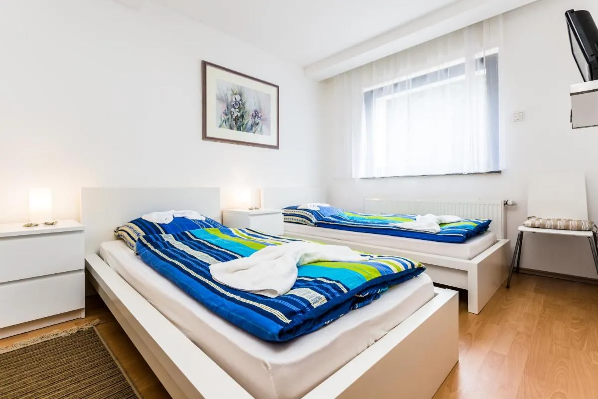 Image 6 of Ferienhaus Köln