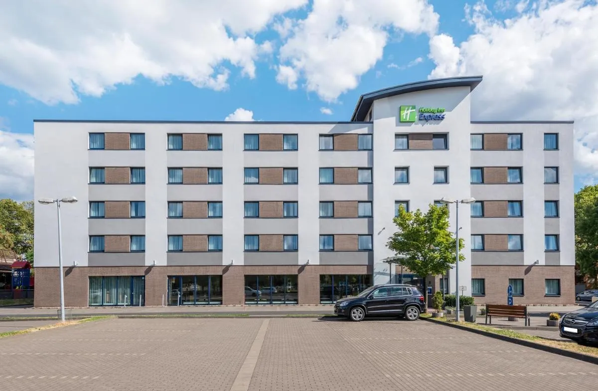 Image 2 of Holiday Inn Express Cologne Muelheim by IHG