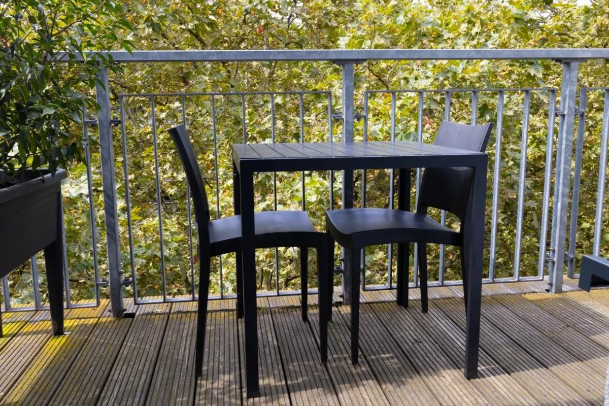 Image 5 of Hotel Innception