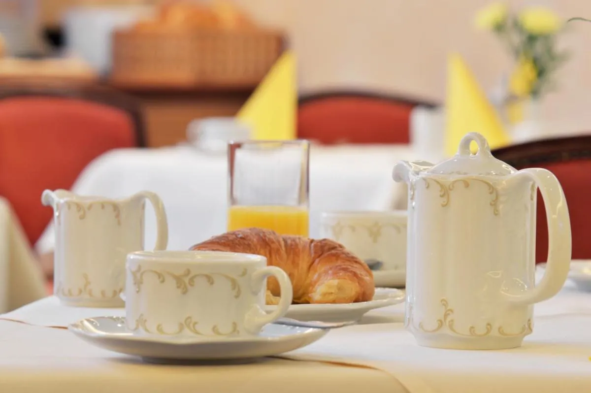 Image 3 of Hotel Ludwig Superior