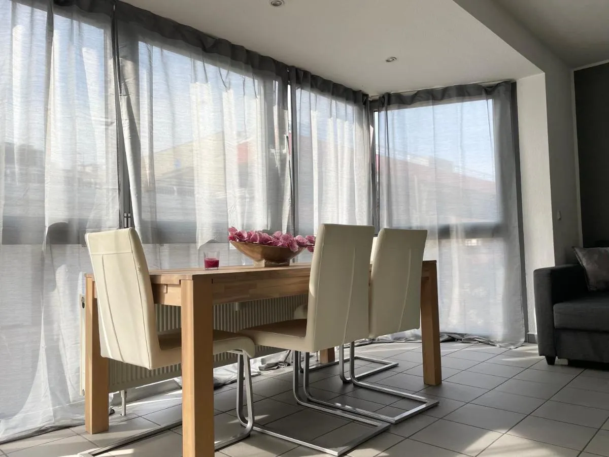 Image 2 of Innenstadt Neumarkt-Schildergasse stylische Wohnung