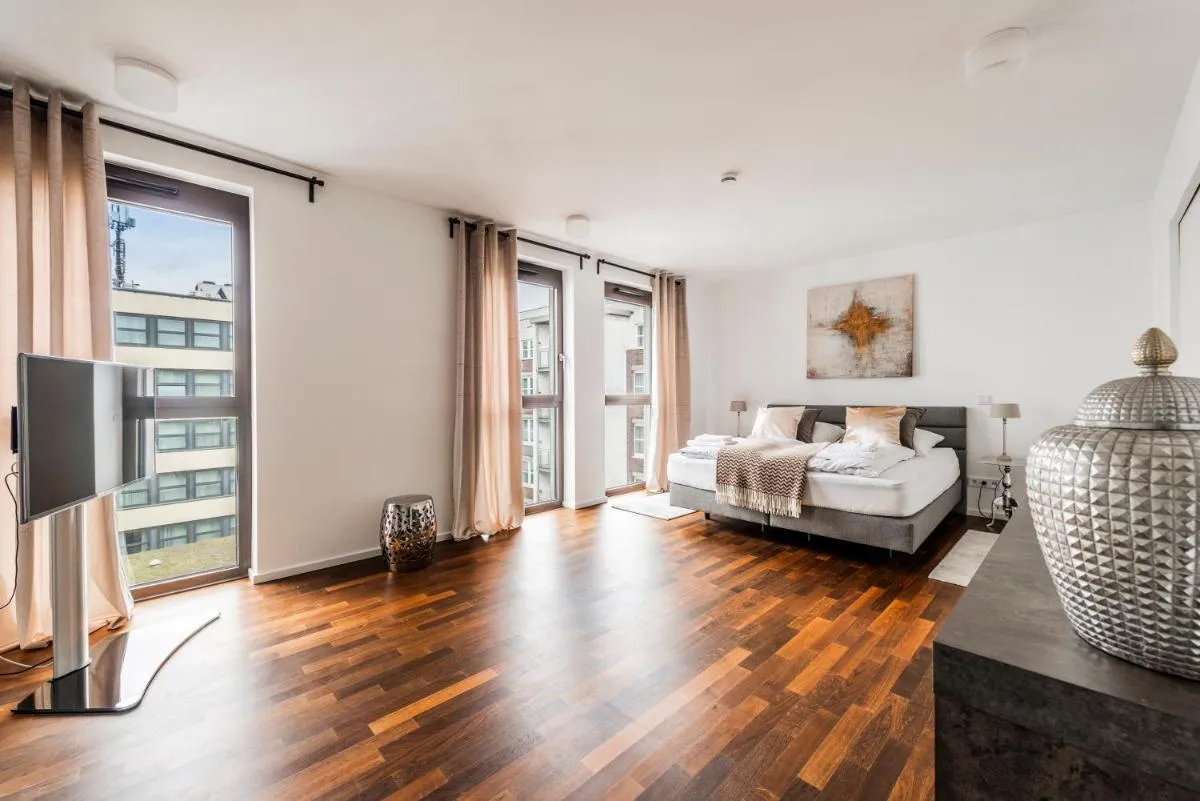 Image 6 of Klassen Stay – Exklusives Luxus Loft am Dom – Dachterrasse, Traum-Aussicht