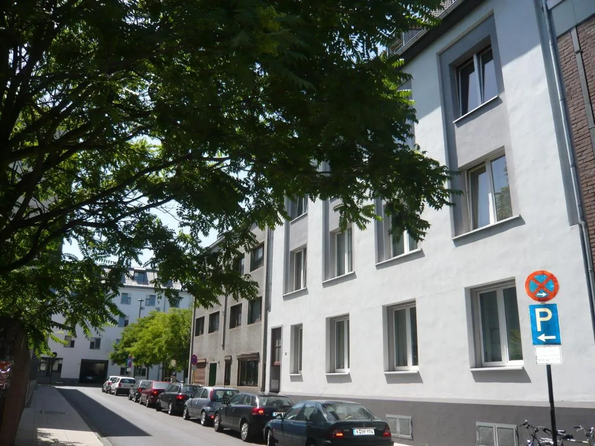 Image 5 of Koelsche Kluengel