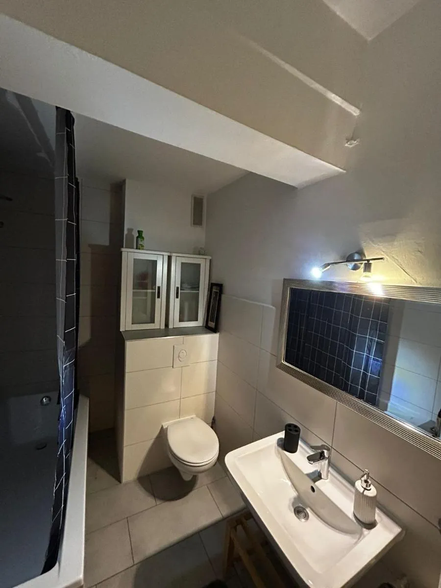 Image 5 of Köln Wohnung 4 min nähe von Hbf und Dom mit Garten ,Balkon & office