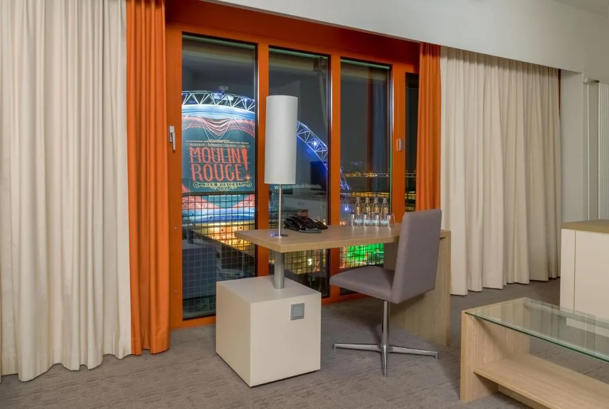 Image 4 of Kommerzhotel Köln