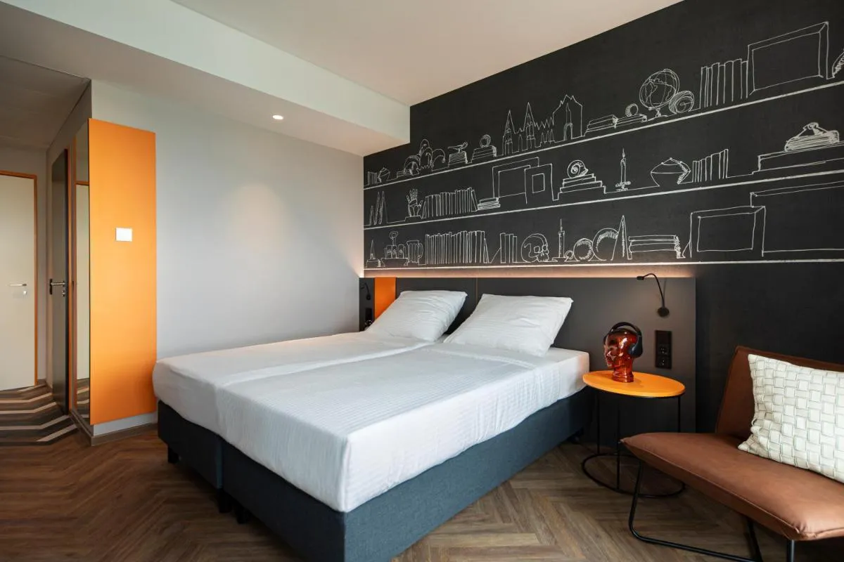 Image 1 of LOGINN Hotel Köln Airport