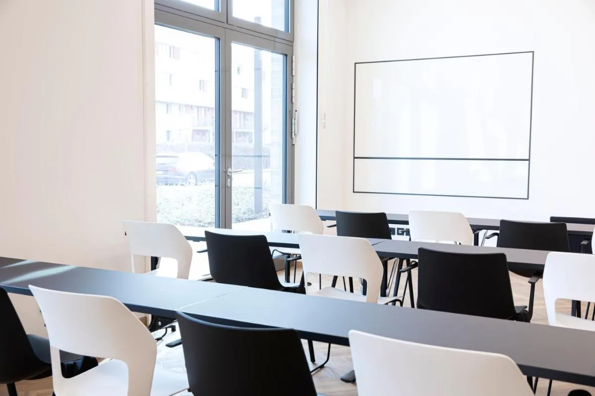 Image 6 of LOGINN Hotel Köln Airport