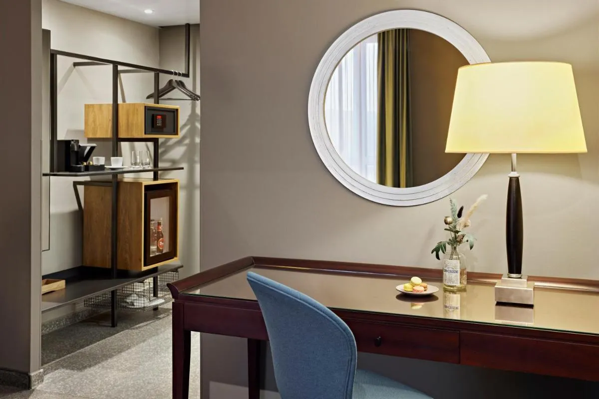 Image 2 of Lindner Hotel Cologne City Plaza, part of JdV by Hyatt