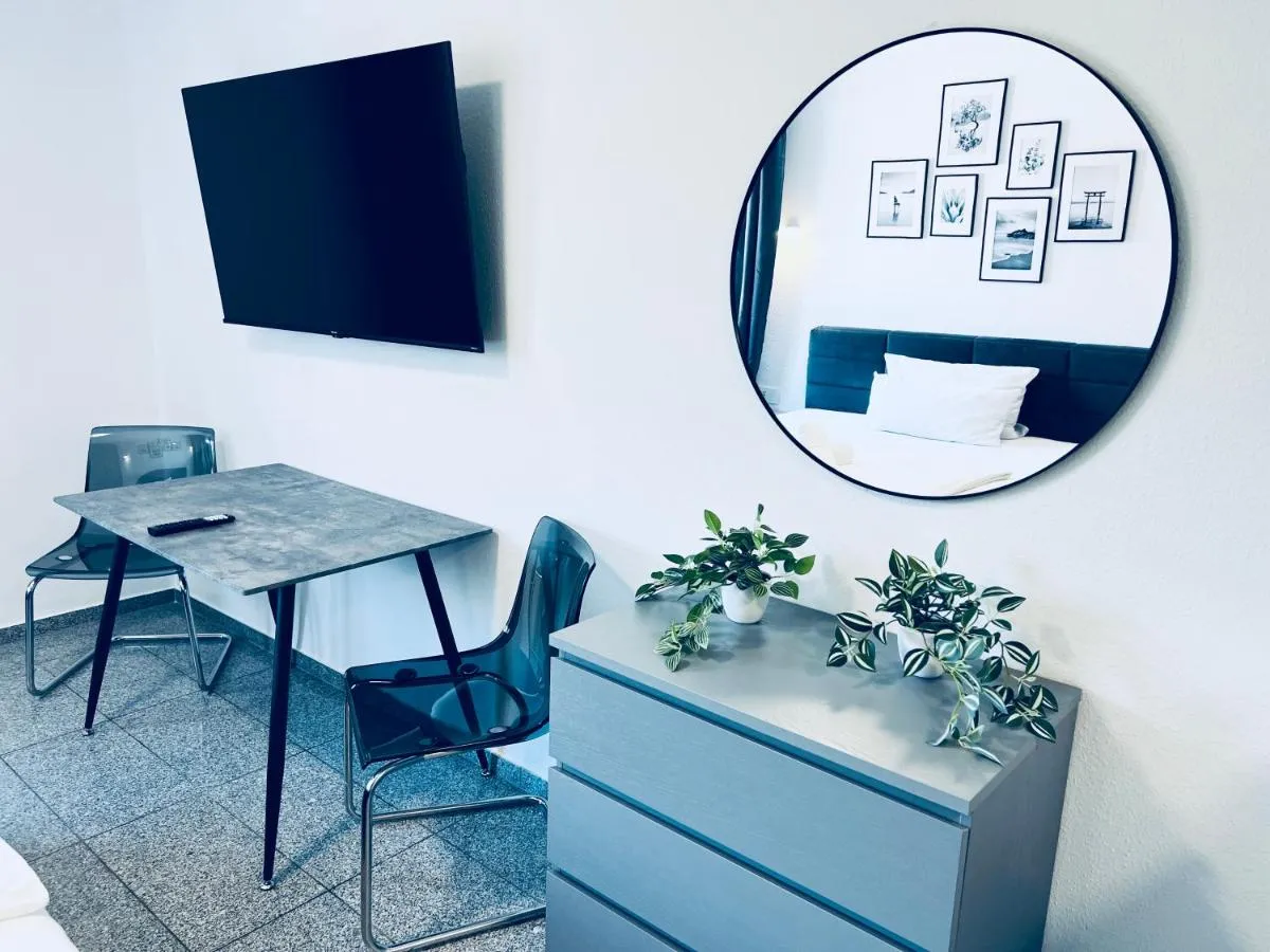 Image 2 of Lipp Apartments