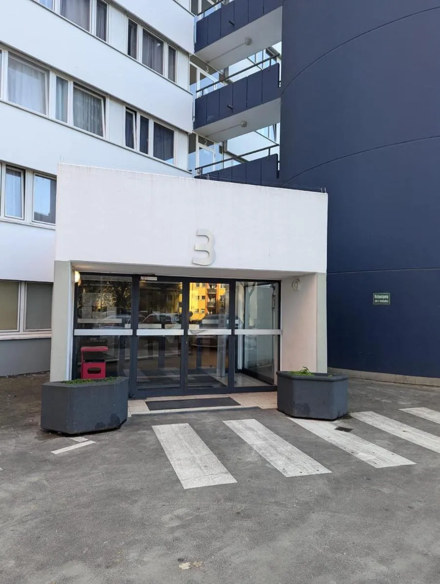 Image 6 of MO HOME24