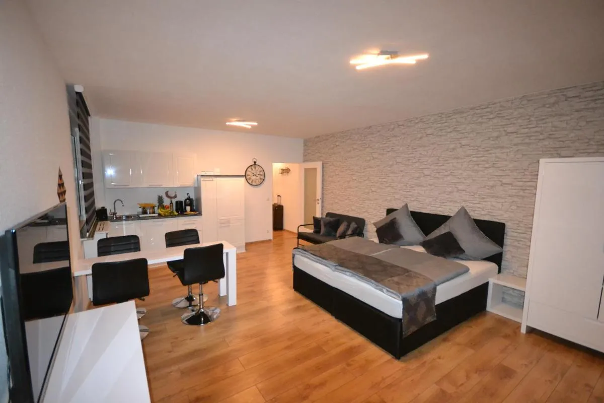 Image 3 of Madame Tower