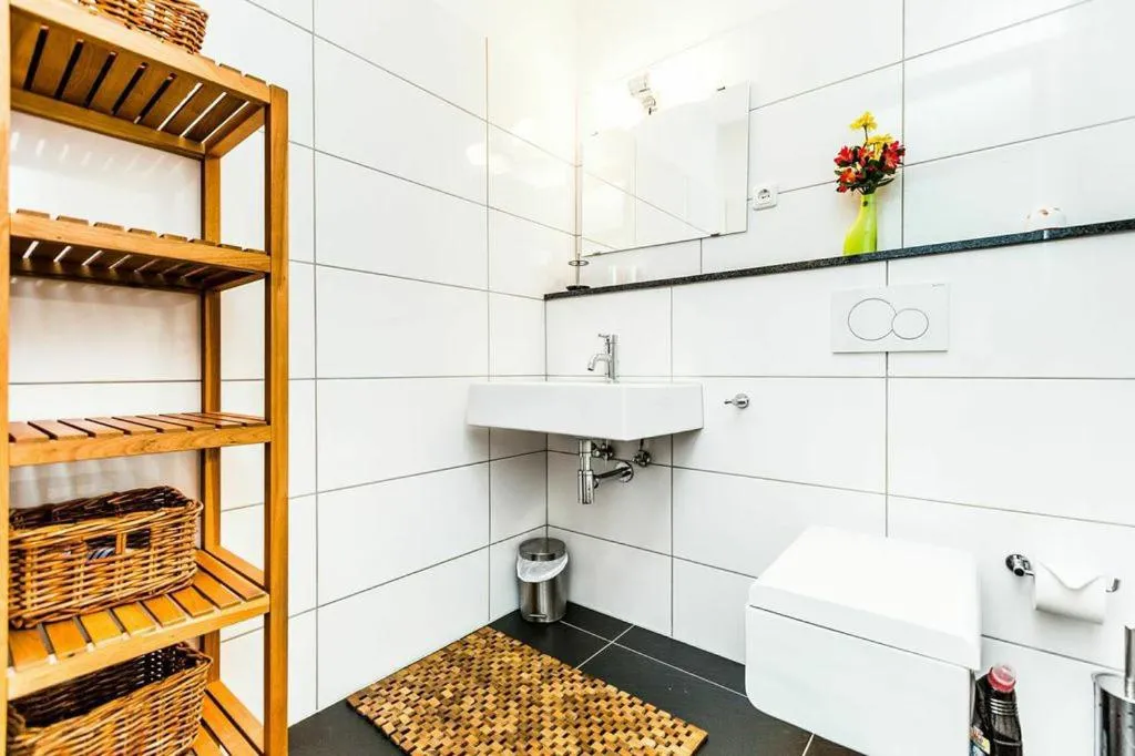 Image 2 of Messe Apartment Köln West