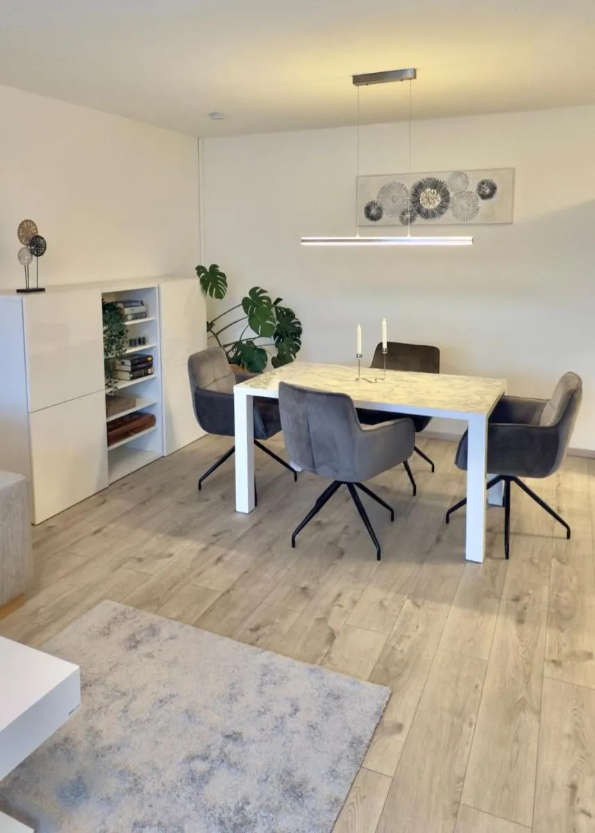 Image 4 of Modern Two-Bedroom apartment with Balcony in Cologne