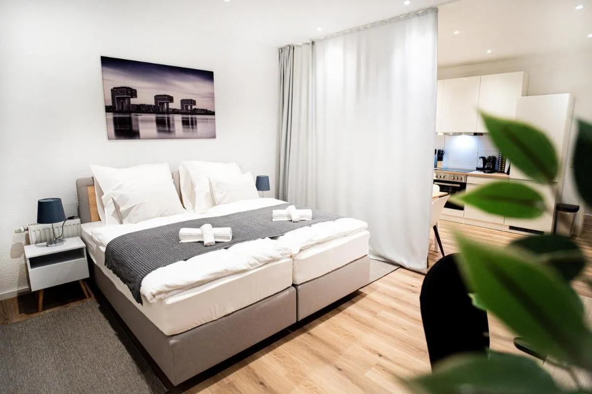 Image 1 of Modernes Apartment – Köln Innenstadt – 55″ Smart-TV