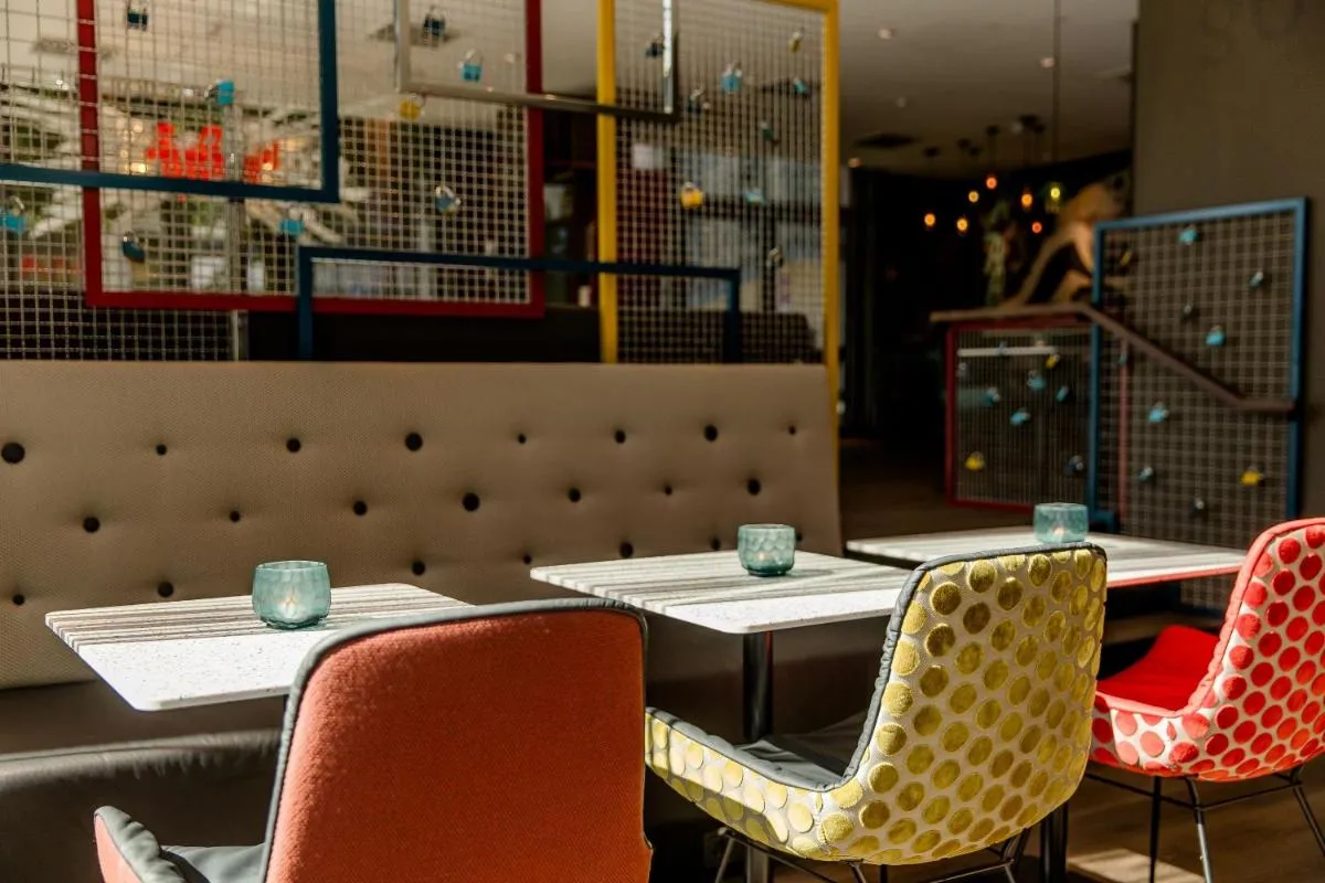 Image 5 of Motel One Köln-Mediapark