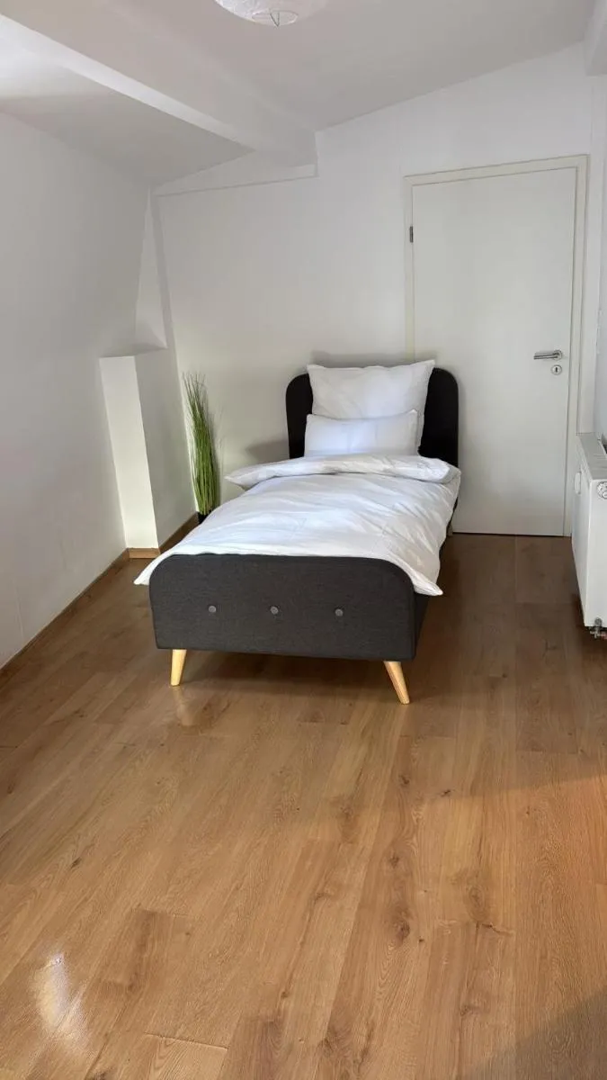 Image 5 of Noe Apartment