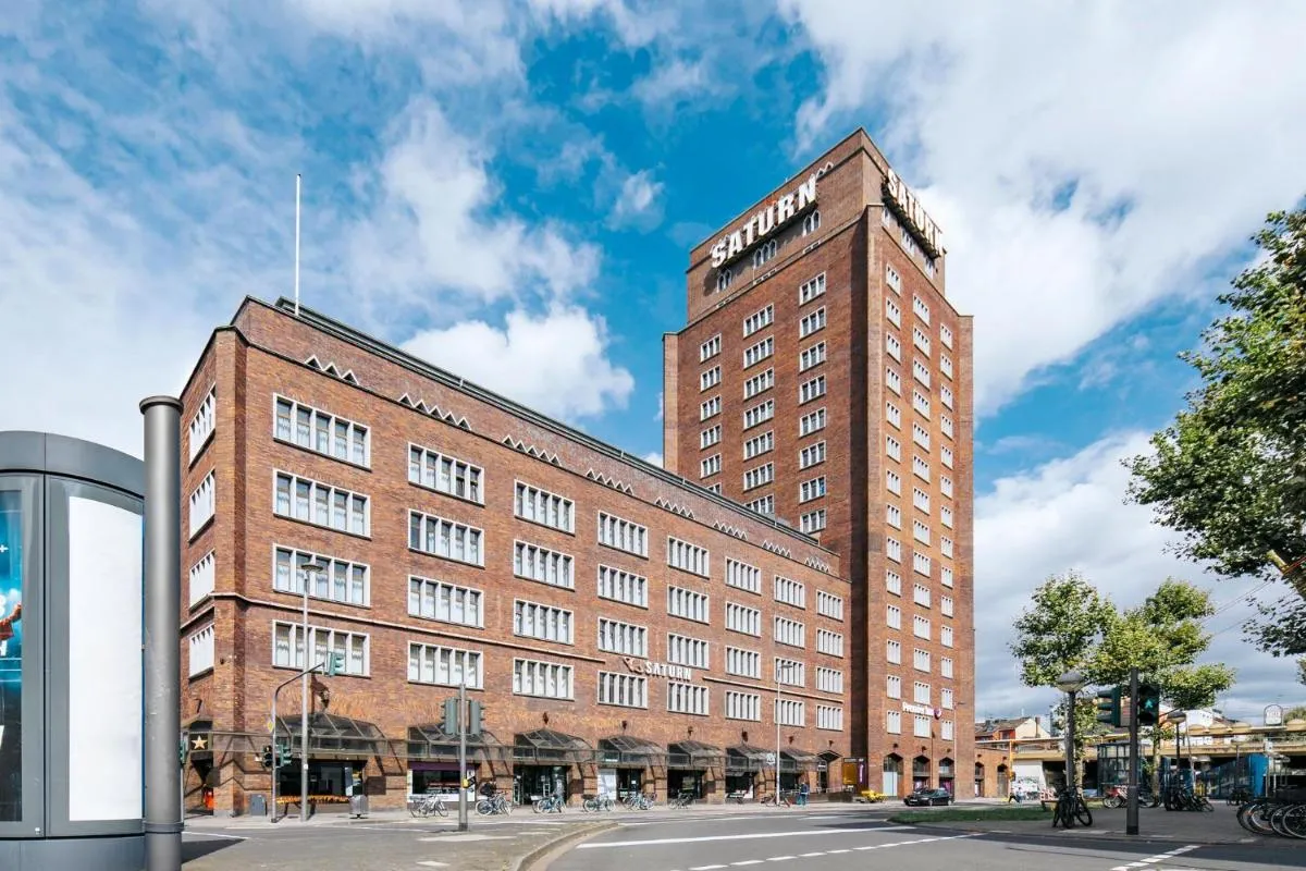 Image 5 of Premier Inn Köln City Mediapark