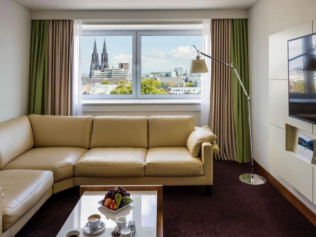 Image 4 of Pullman Cologne