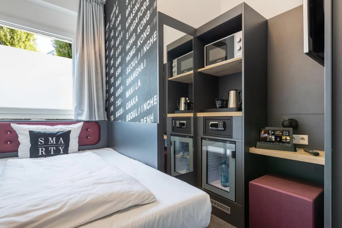 Image 1 of SMARTY Airport Cologne Hotel – KONTAKTLOSER SELF CHECK-IN