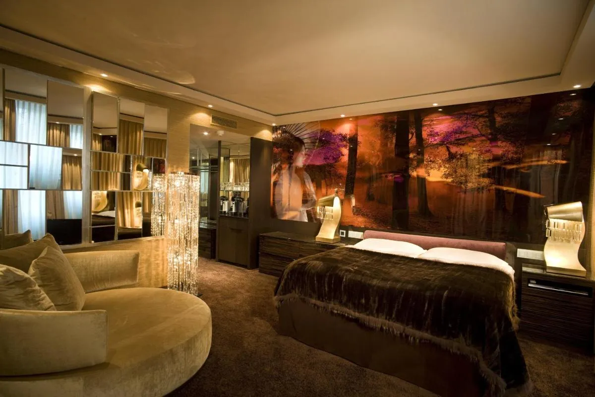 Image 4 of Savoy Hotel