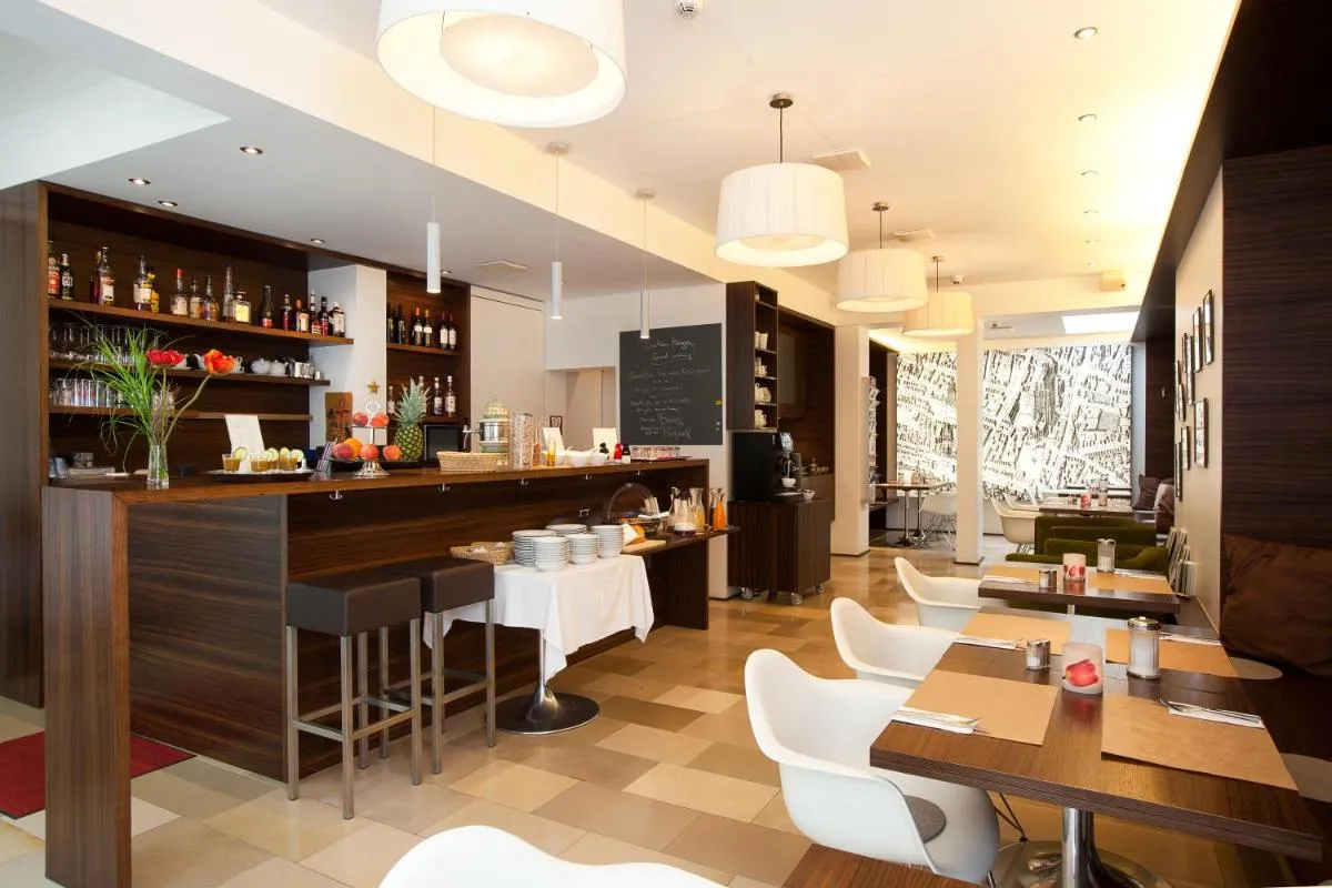 Image 1 of Stern am Rathaus