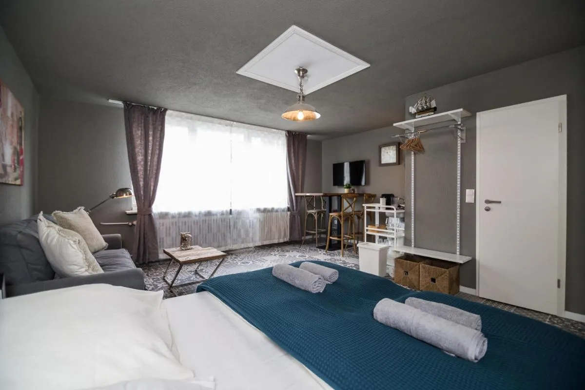 Image 5 of The LIV. – Central Station