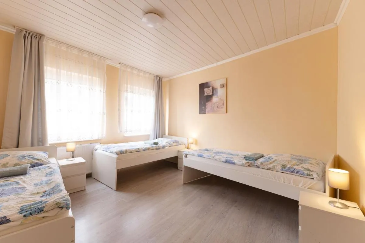 Image 6 of W4-8 Messe Monteurzimmer Köln