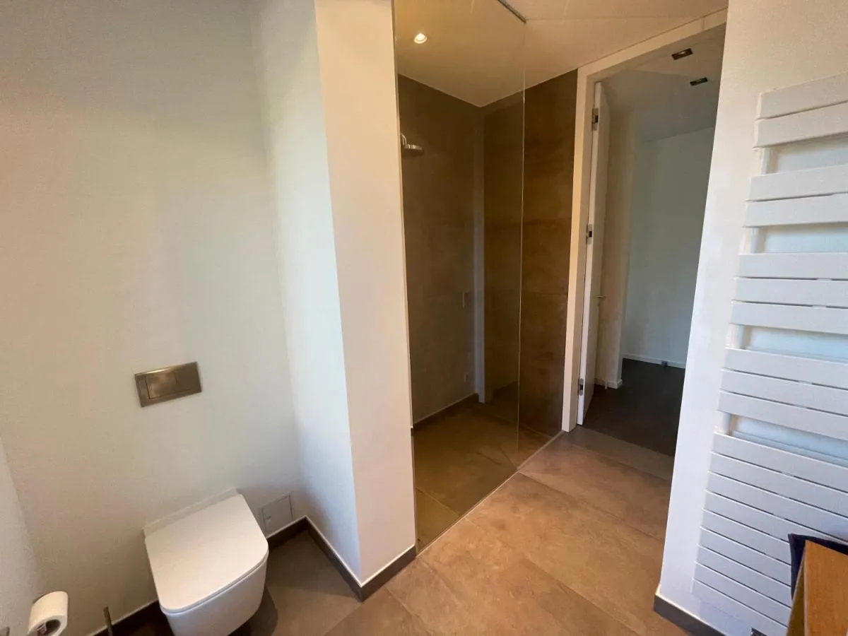 Image 6 of Zum EM Stadion zu Fuß – Luxus im Grünen