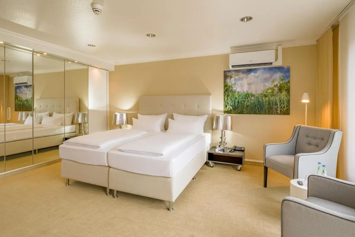 Image 6 of rugs HOTEL Köln